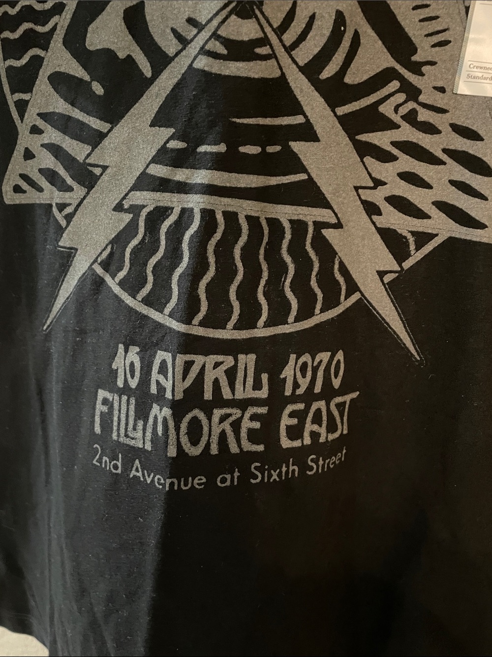 New With Tags PINK FLOYD Black Tee w iconic graphic from April 16, 1970, SZ M - Picture 4 of 8